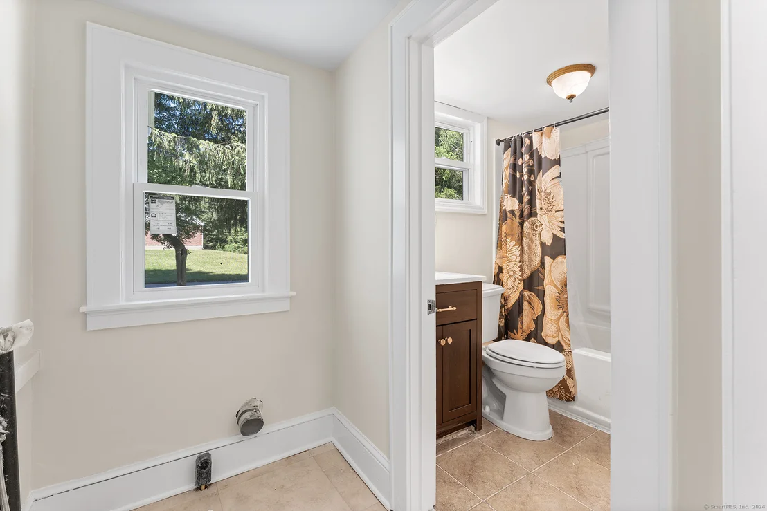 Photo of 5 Fairview Avenue Extension