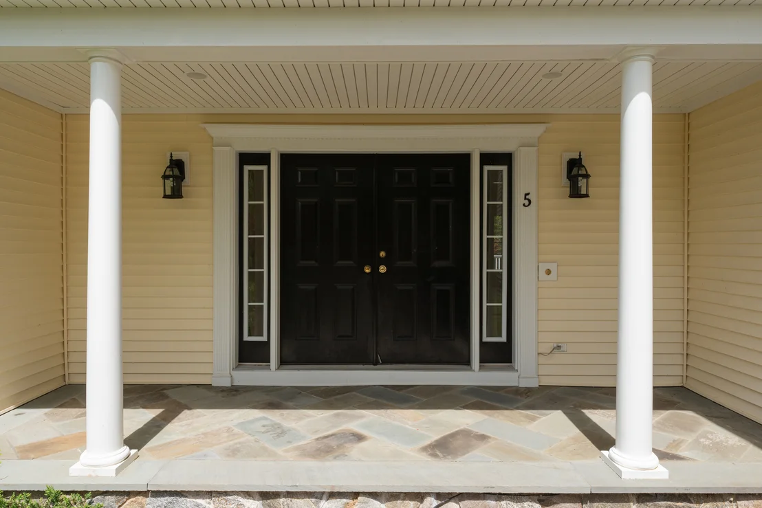 Photo of 5 Chestnut Grove