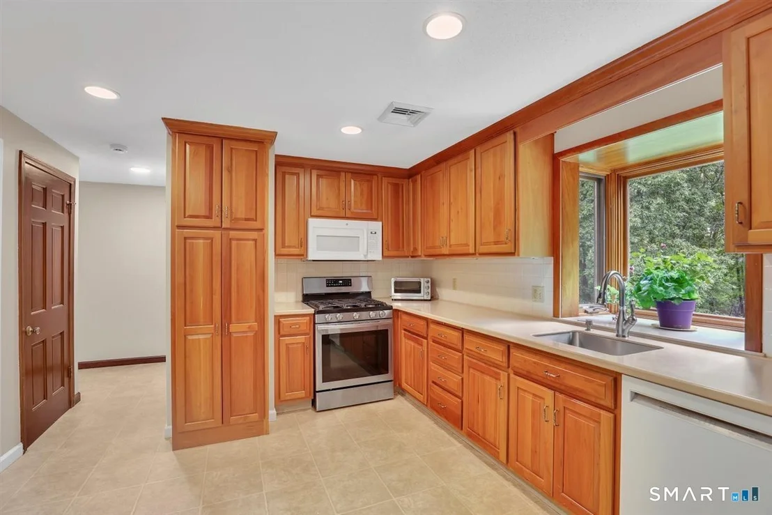 Photo of 190 Valley View Road