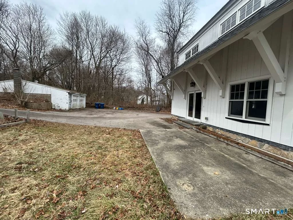 Photo of 17 Comstock Avenue