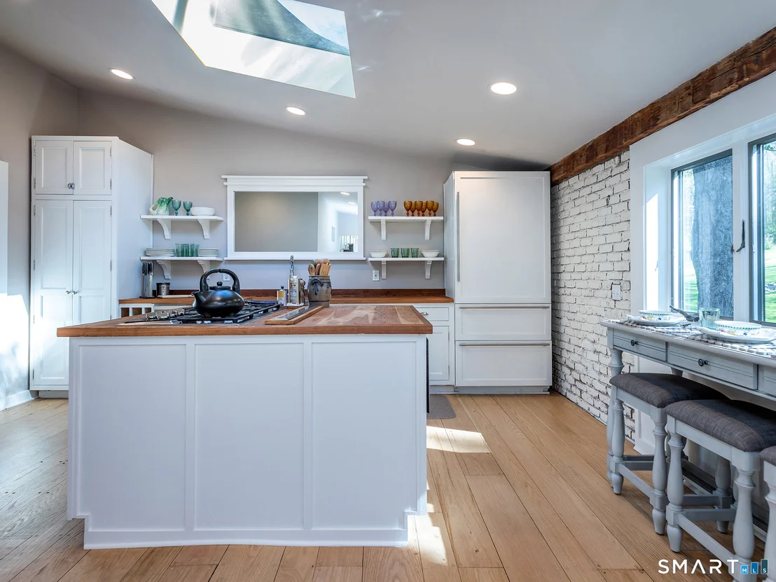 Photo of 98 Carmel Hill Road