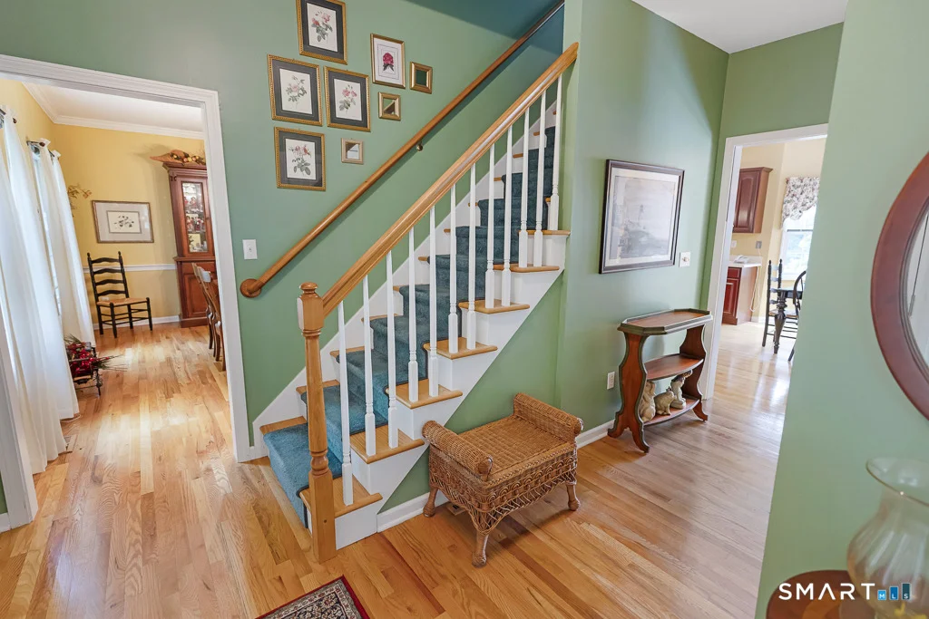 Photo of 9 Taylor Ridge Road