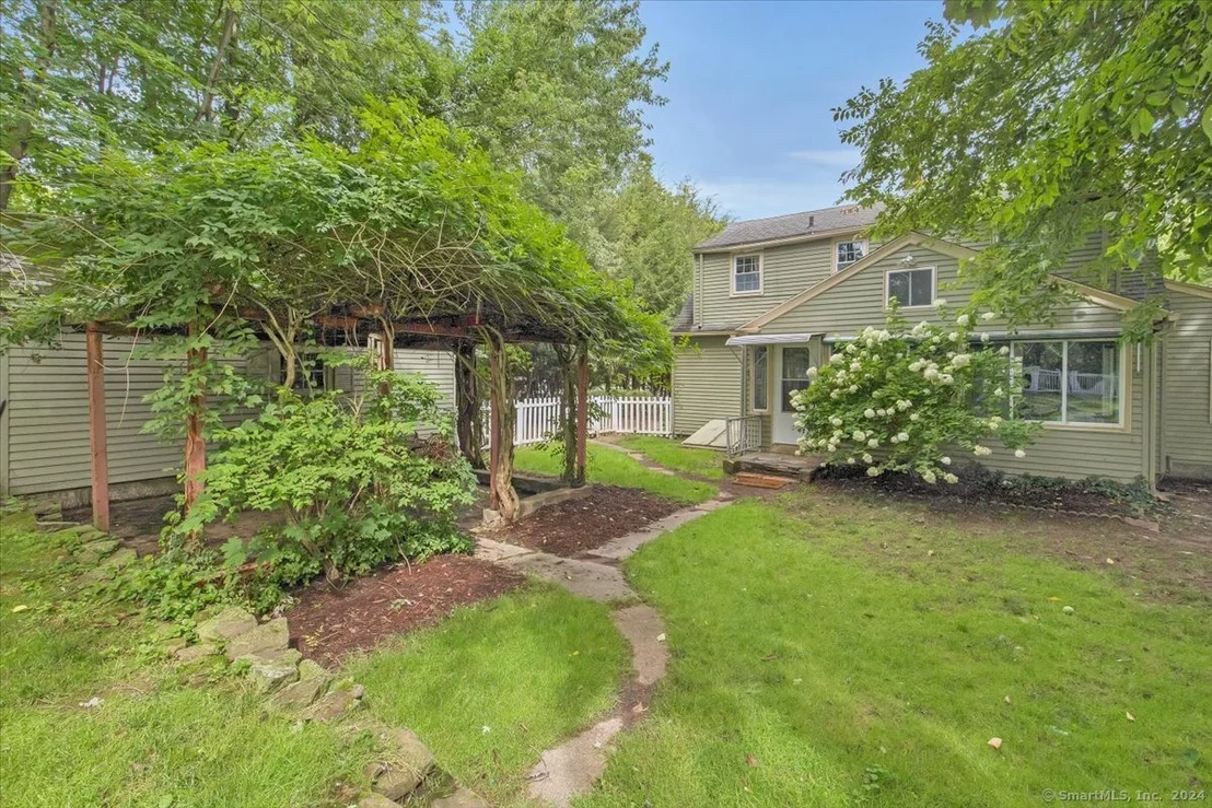 Photo of 719 Randolph Road