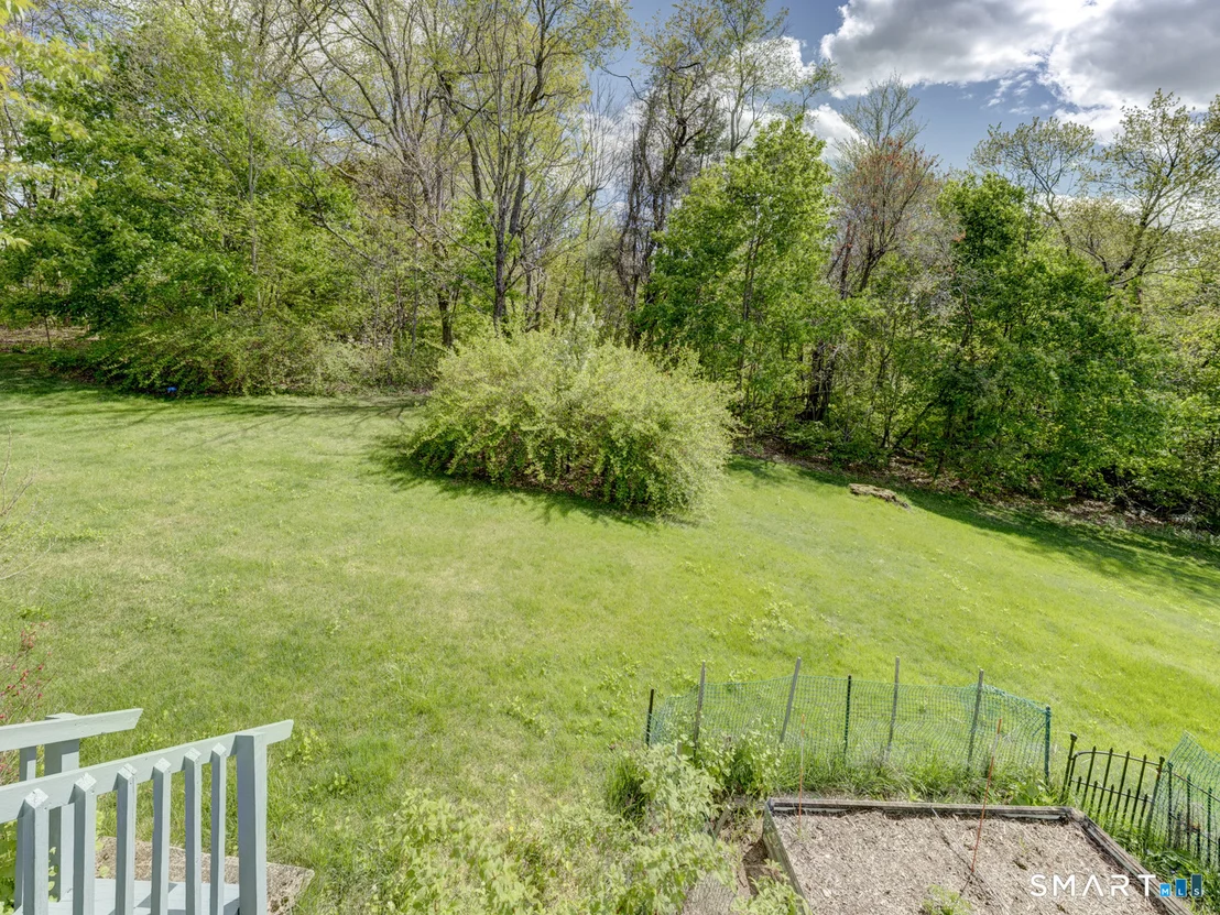 Photo of 284 Chestnut Hill Road