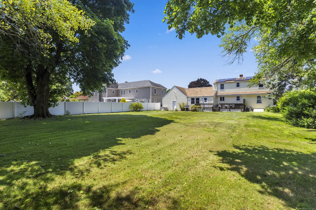 Photo of 150 Walnut Street