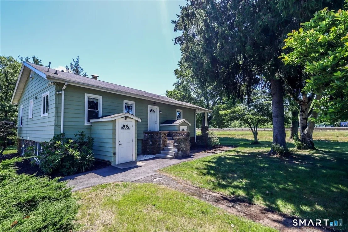 Photo of 161 Derby Avenue