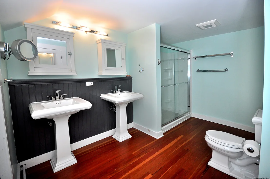 Photo of 19 Maple Avenue