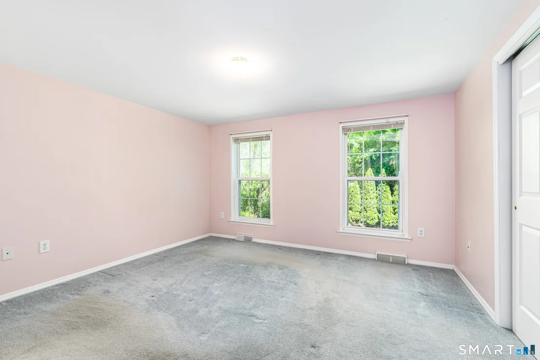 Photo of 17 Laurel Circle