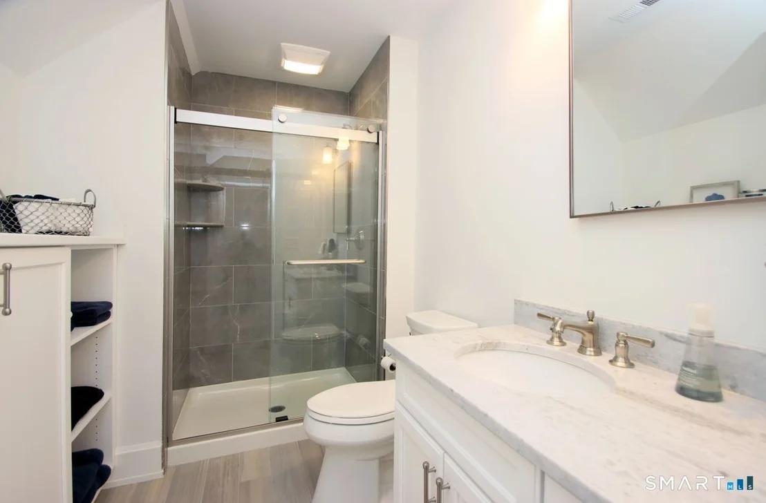 Photo of 773 Avon Road