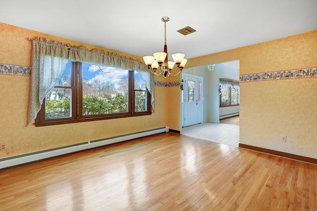 Photo of 2 Clover Drive