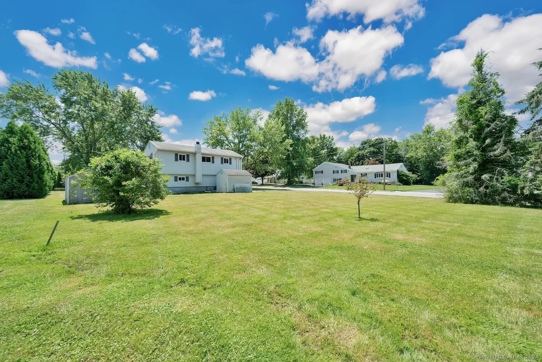 Photo of 39 Niles Drive