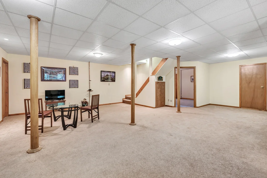 Photo of 26 Rolling Brook Lane