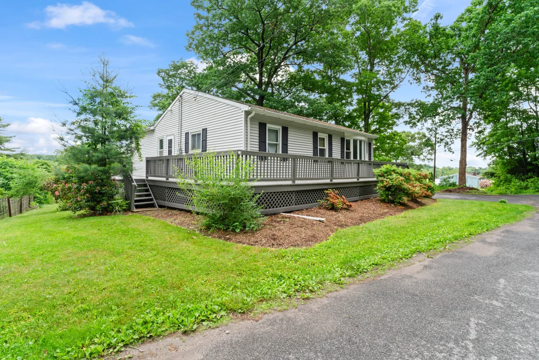 Photo of 9 Cayuga Road