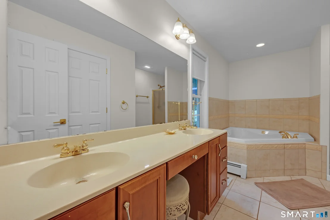 Photo of 141 Gibson Hill Road