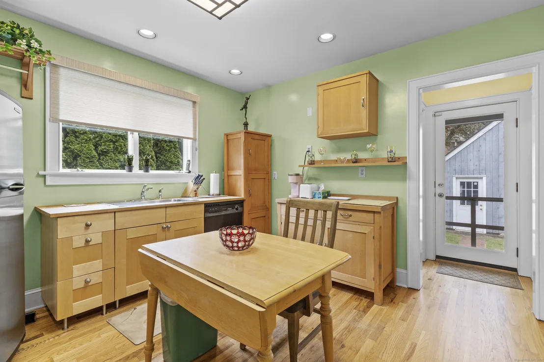 Photo of 127 Grasmere Avenue