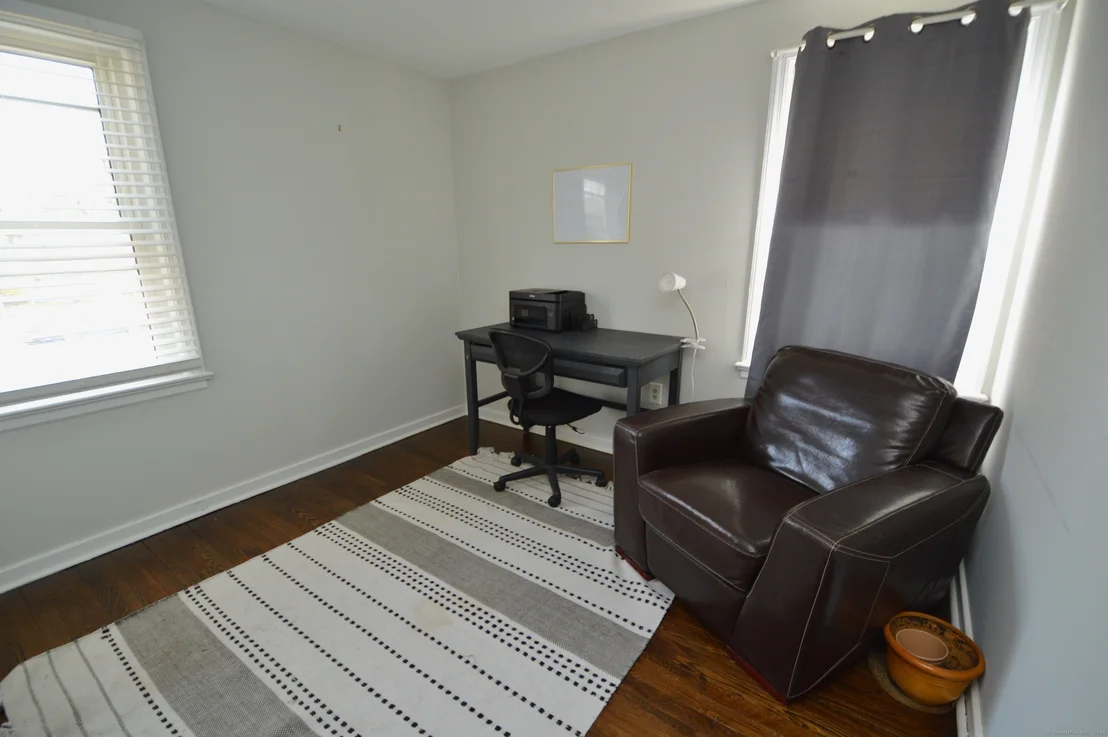 Photo of 50 Quaker Road