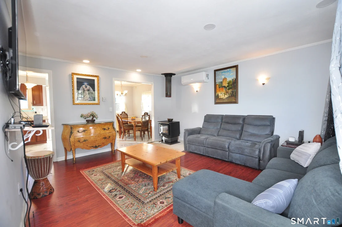Photo of 8 Cornfield Road