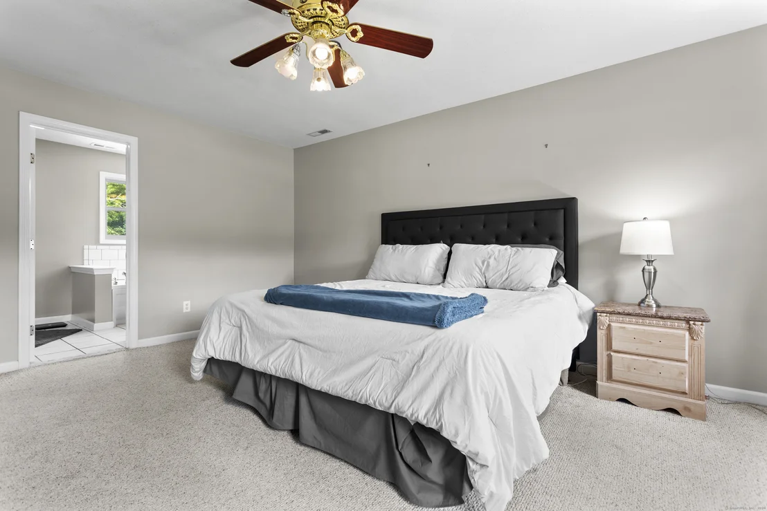 Photo of 21 Chatham Fields Road