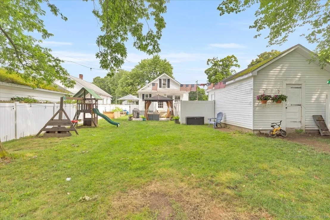 Photo of 34 Brainard Road