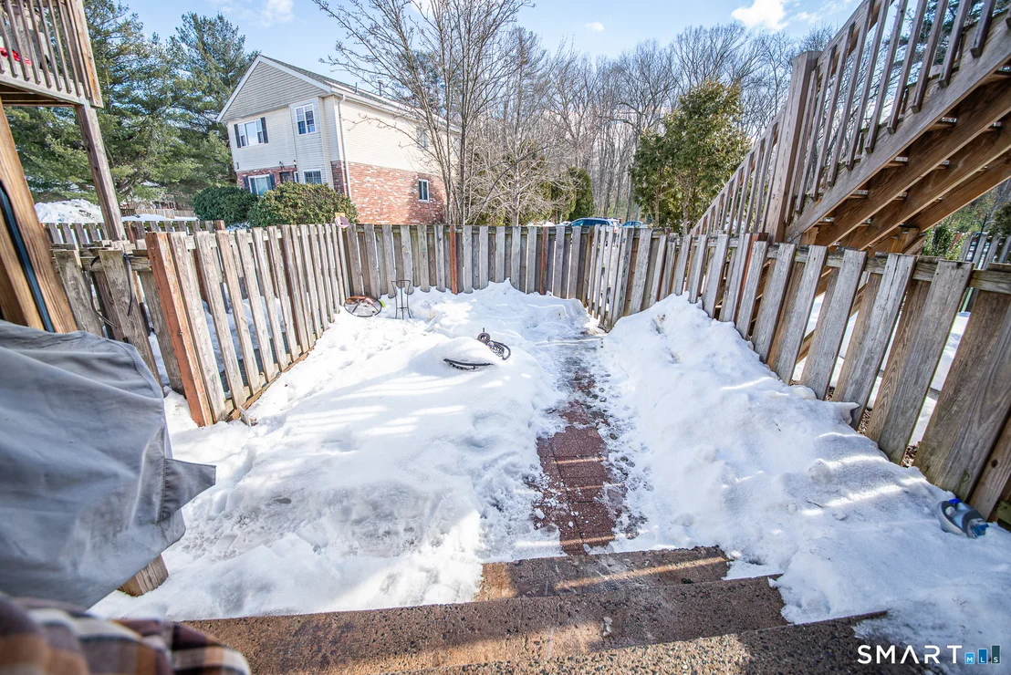 Photo of Unit F at 4 Georgetown Drive