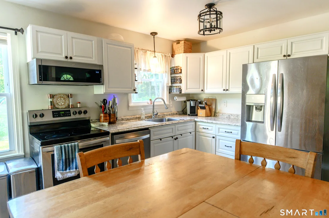 Photo of 847 Sterling Road