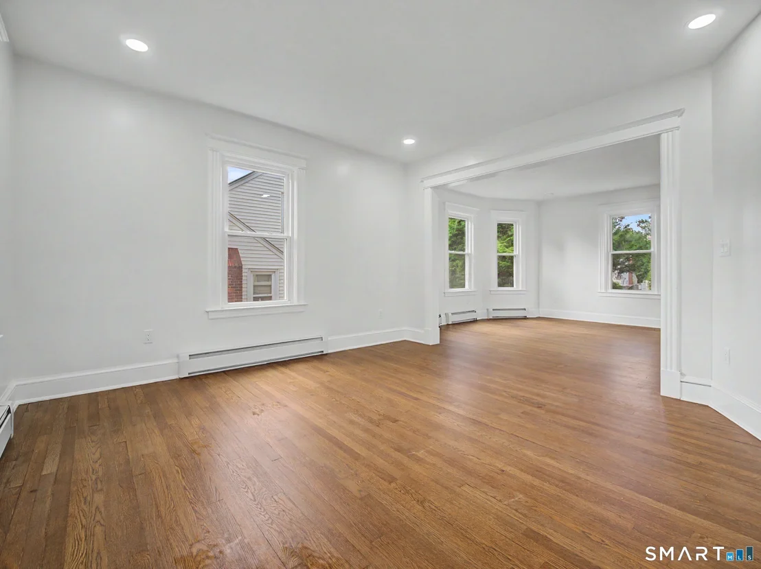 Photo of 61 Fairview Avenue