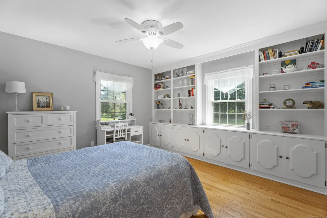 Photo of 691 Buttonball Road