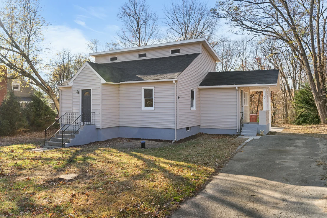 Photo of 526 Candee Road