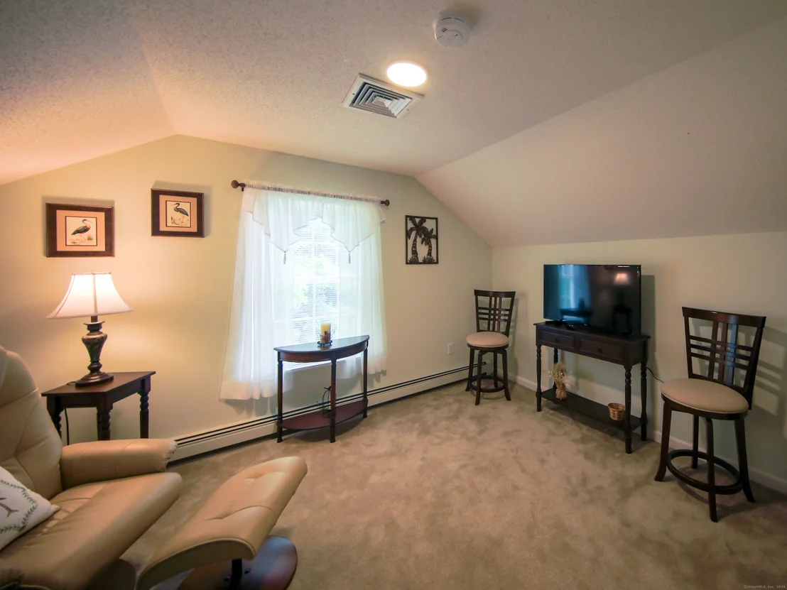 Photo of Unit 4 at 4 Arrowhead Drive