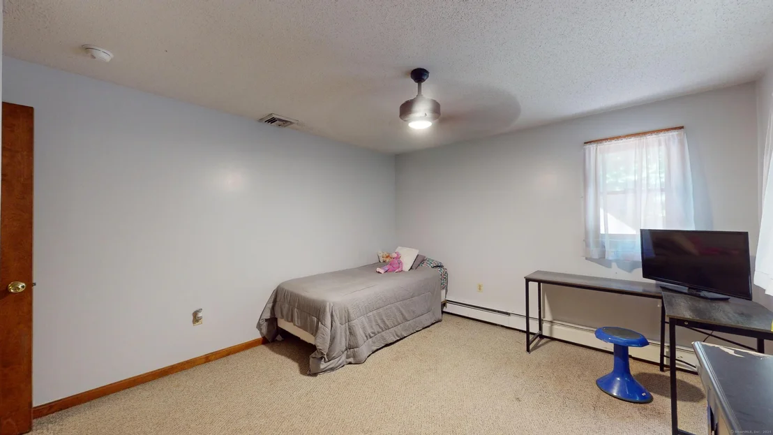 Photo of 3295 Mountain Road