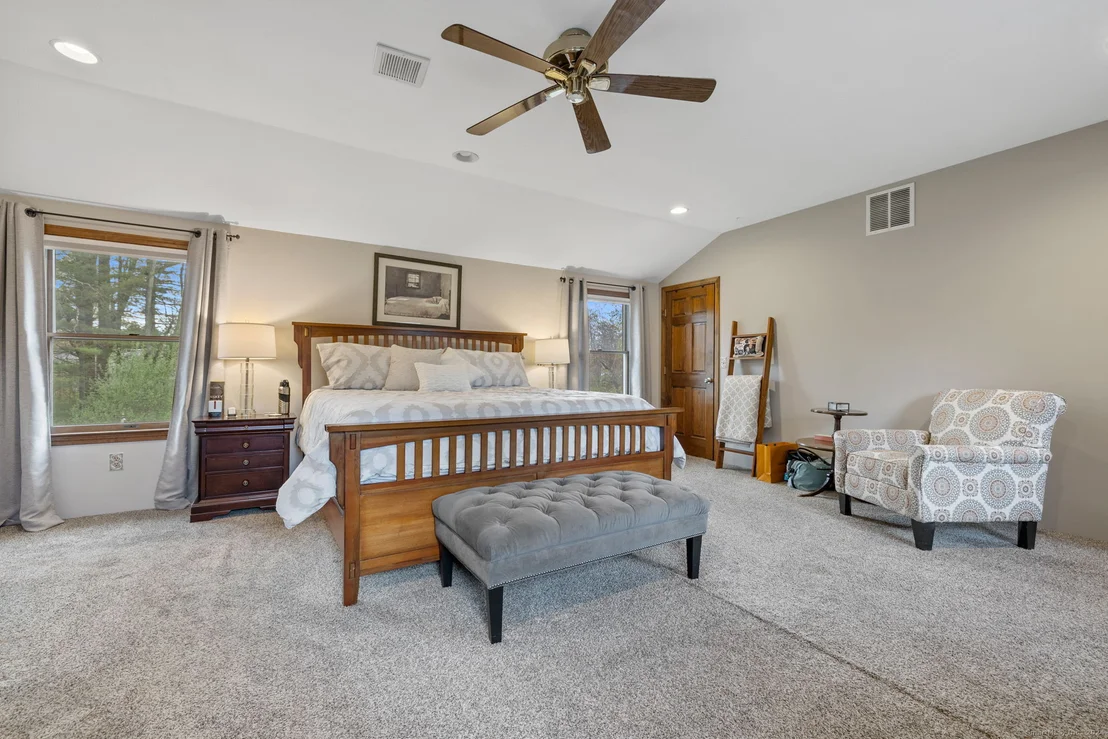 Photo of 67 Shuttlemeadow Road