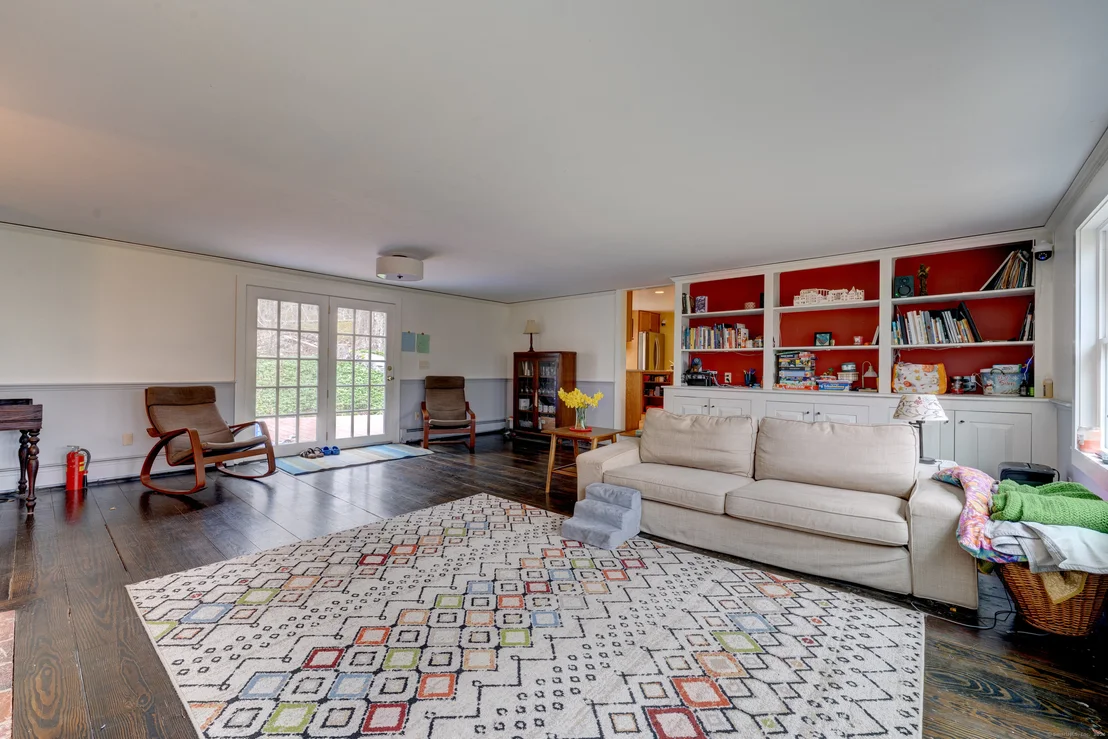 Photo of 2 Brookside Lane