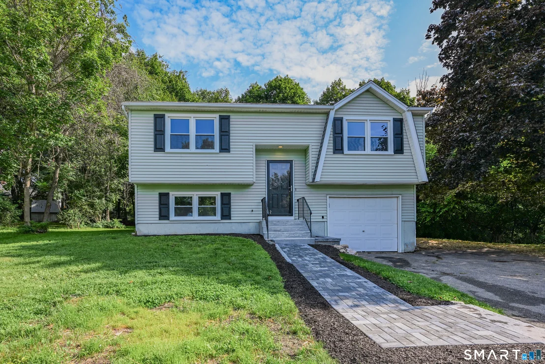 Photo of 93 Cookes Ridge