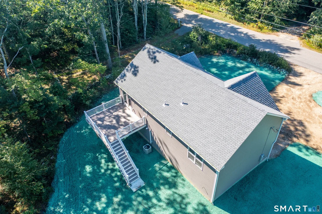 Photo of 874 Brook Road