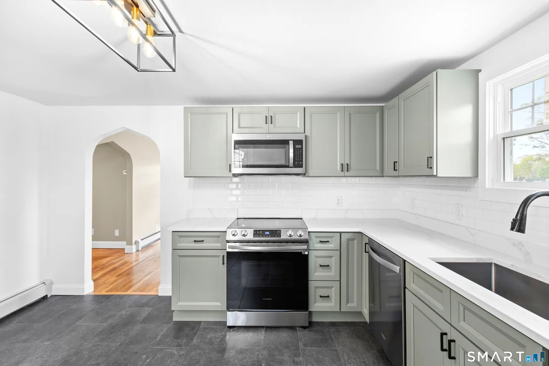 Photo of 395 Maple Street