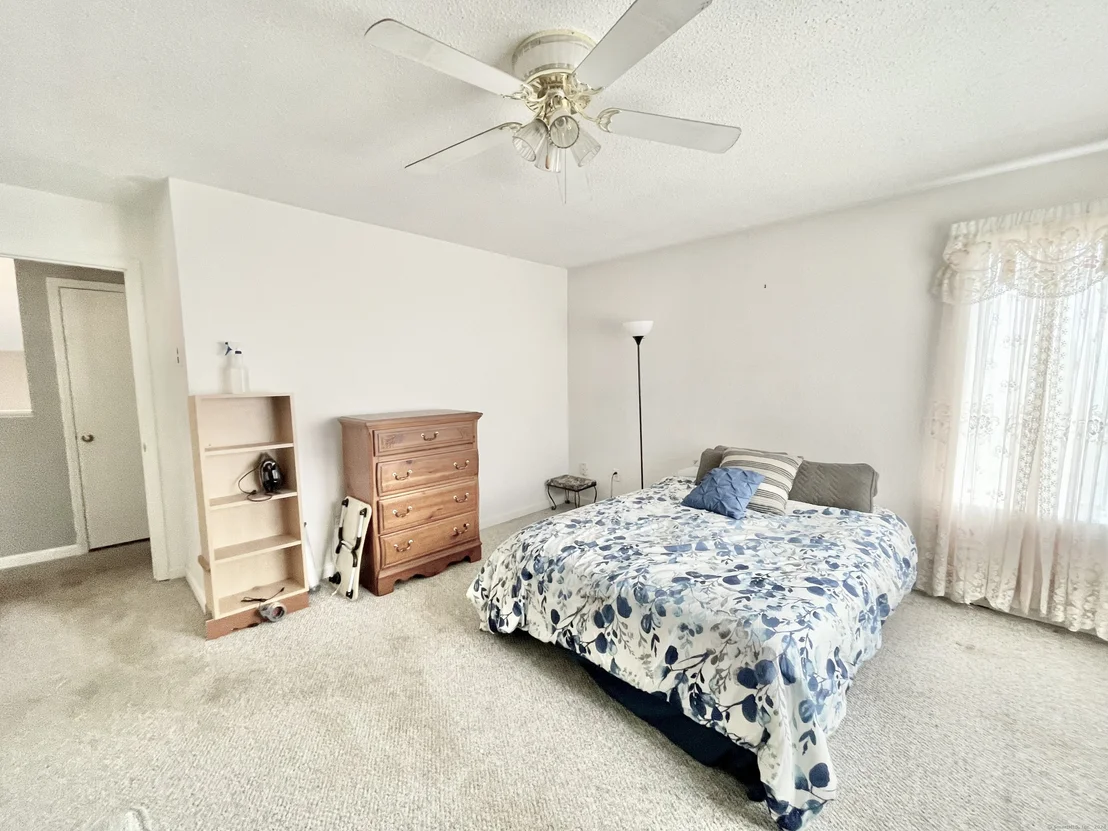 Photo of Unit 24A at 925 Oronoke Road