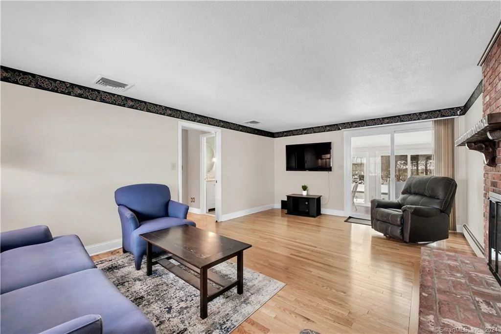 Photo of 83 Rustic Oak Drive