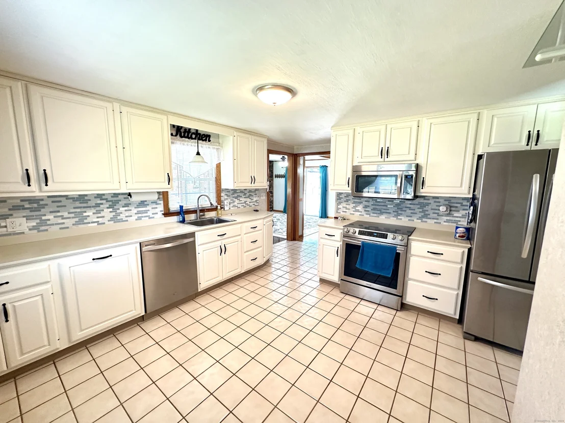 Photo of 530 Ash Drive