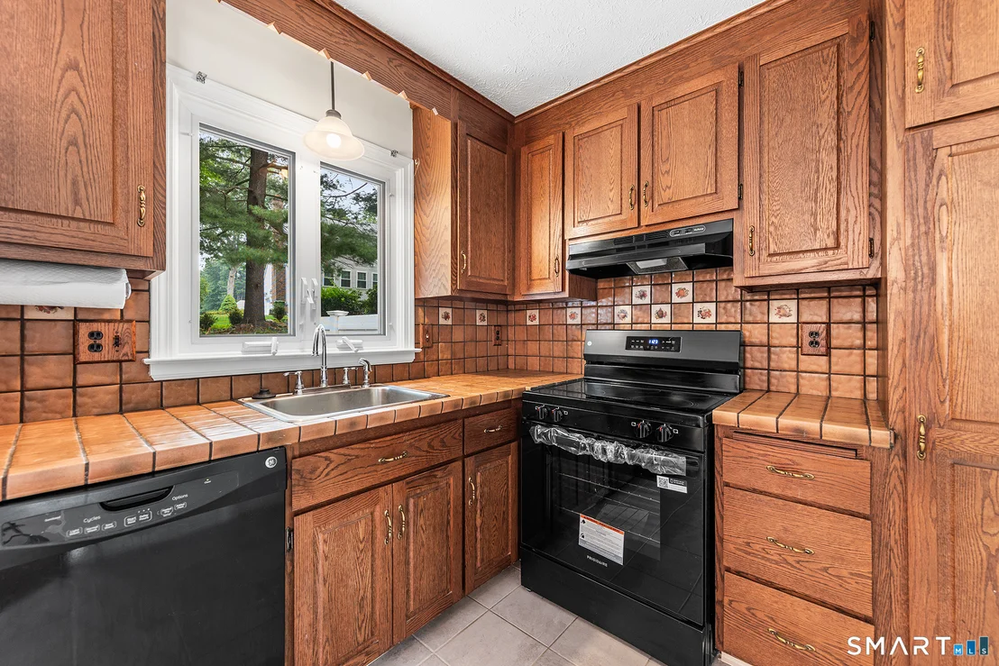 Photo of Unit B at 43 Rita Drive