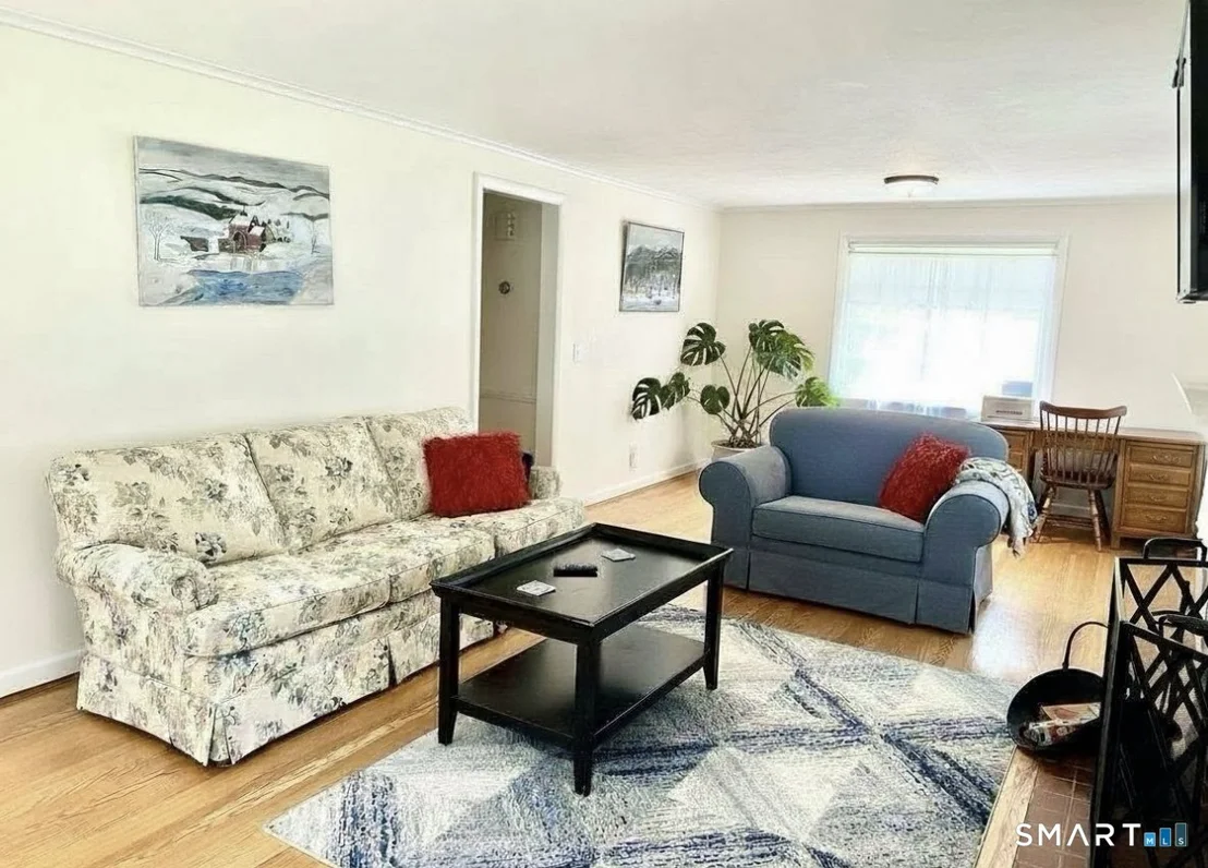 Photo of 17 Carver Circle