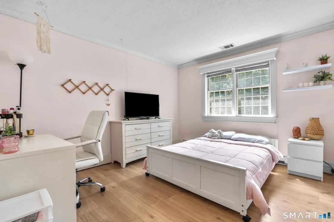 Photo of 10 Anna Drive
