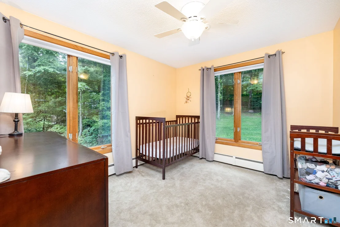 Photo of 1386 Cedar Swamp Road