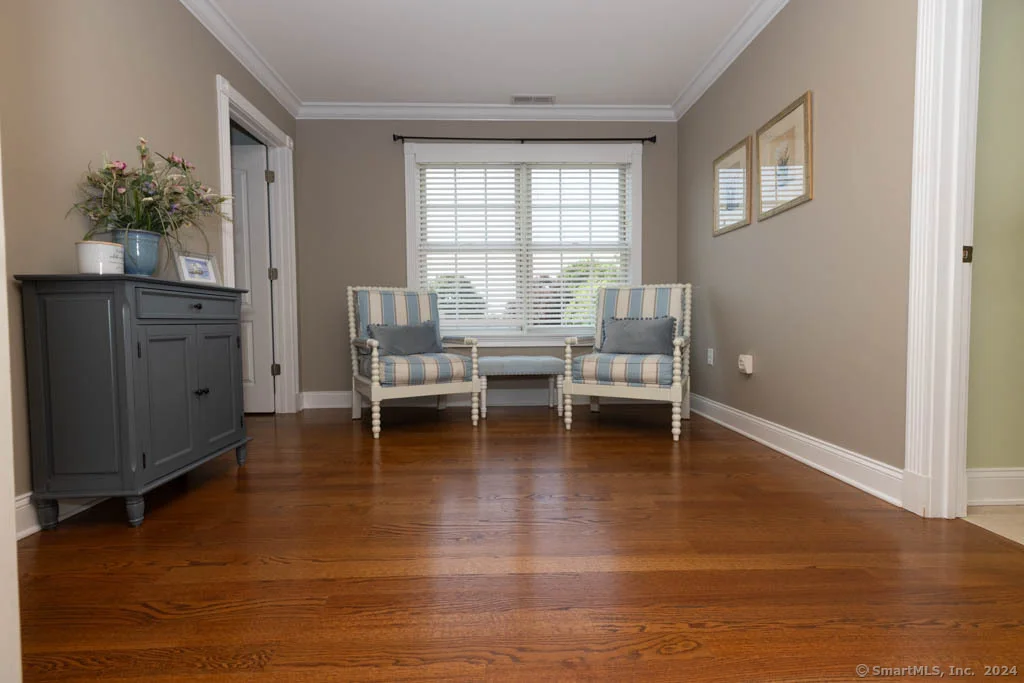 Photo of 8 Maynard Circle