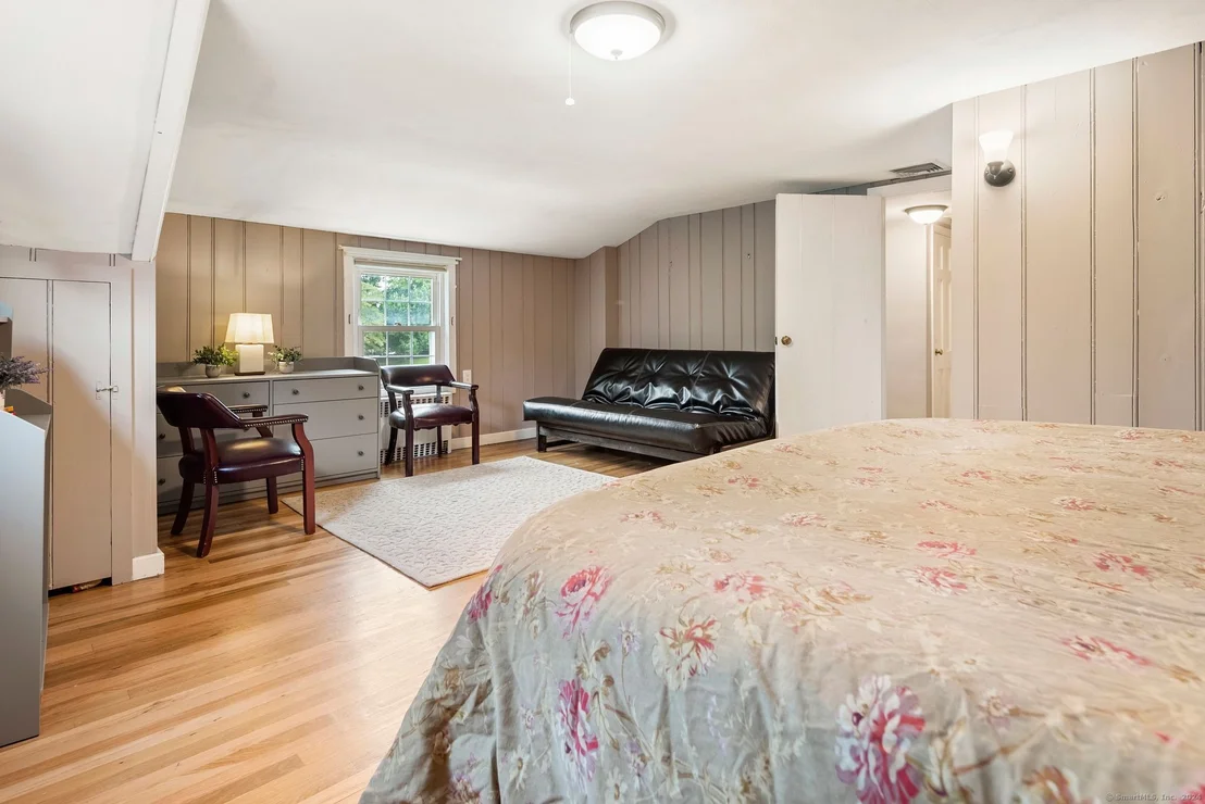 Photo of 297 Pinehurst Road