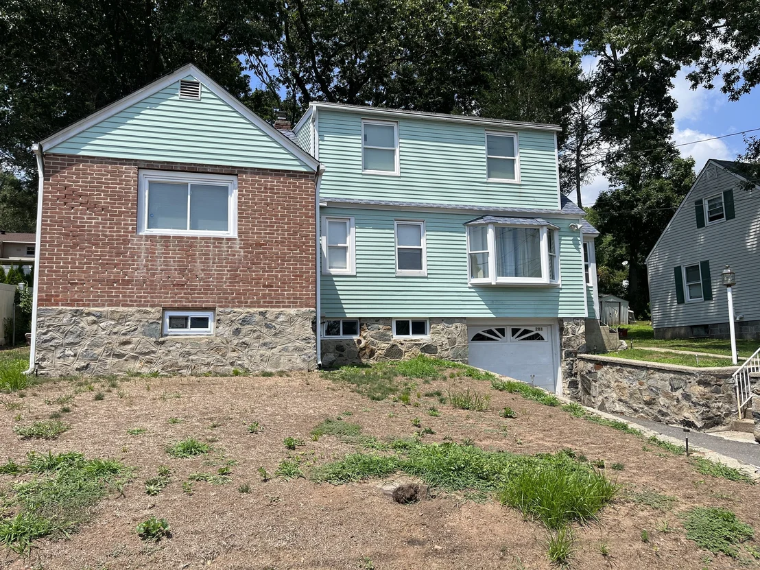 Photo of 281 Mill Plain Avenue