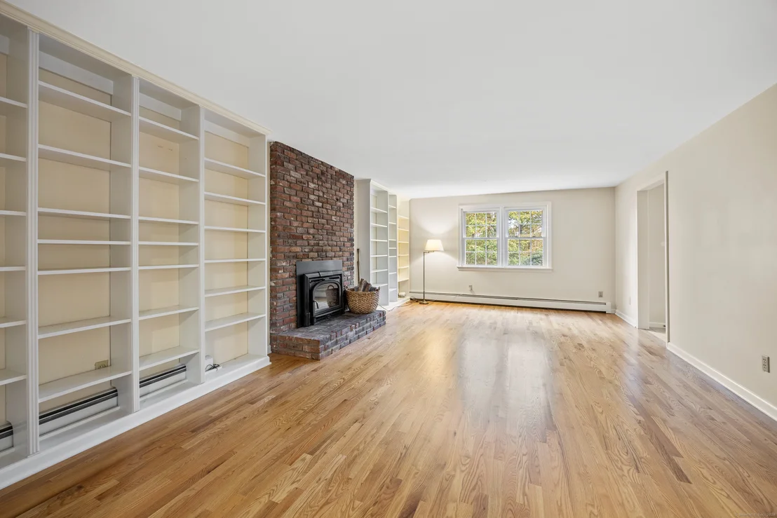 Photo of 1167 Marion Road