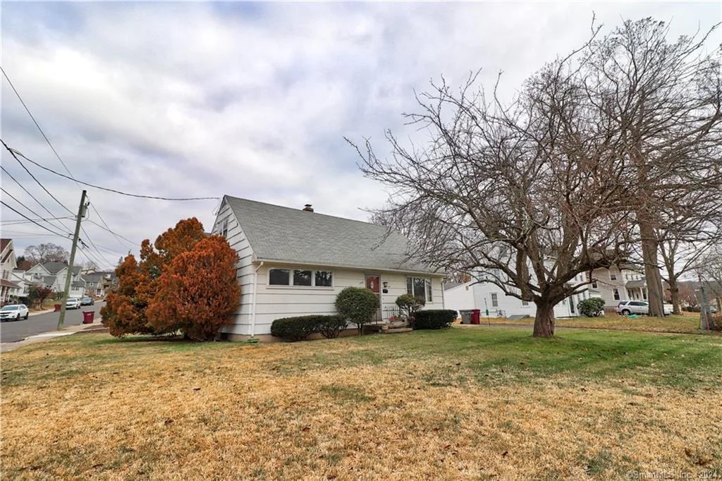 Photo of 159 Aetna Street