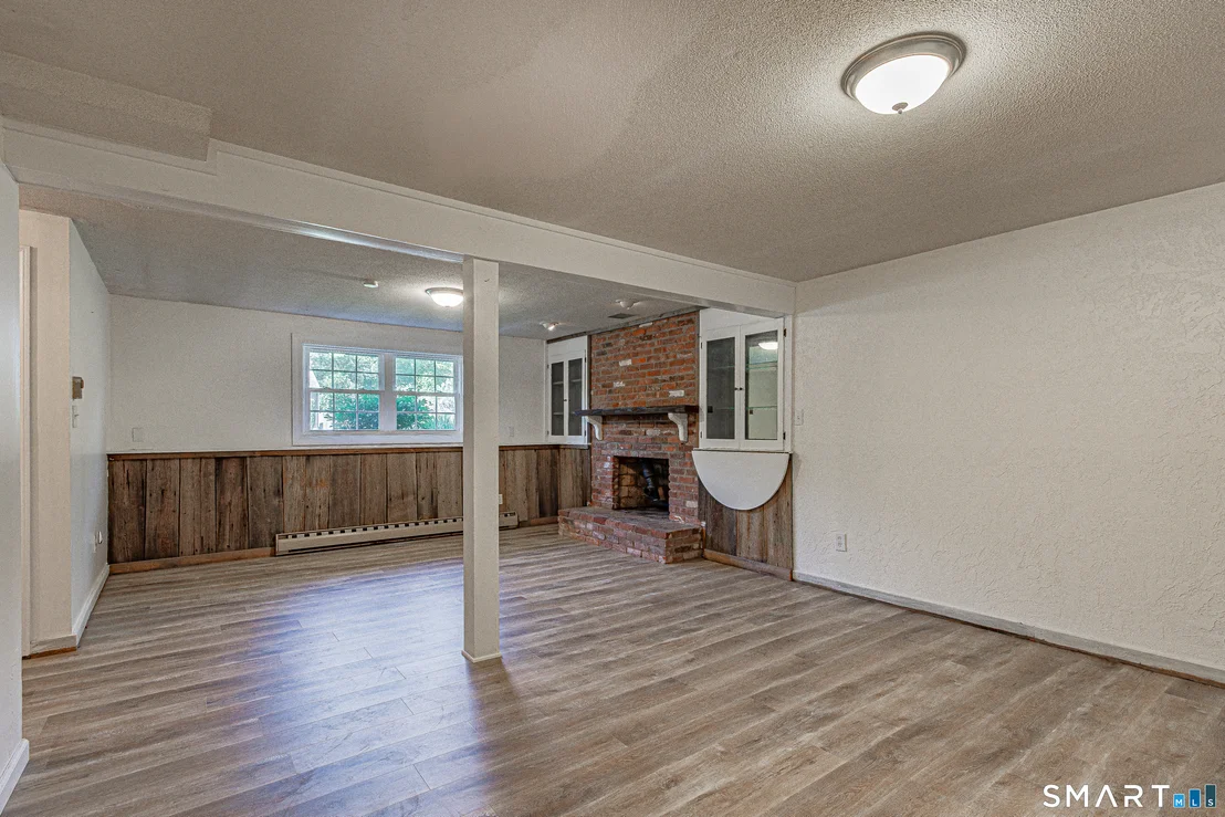 Photo of 94 Winding Brook Road