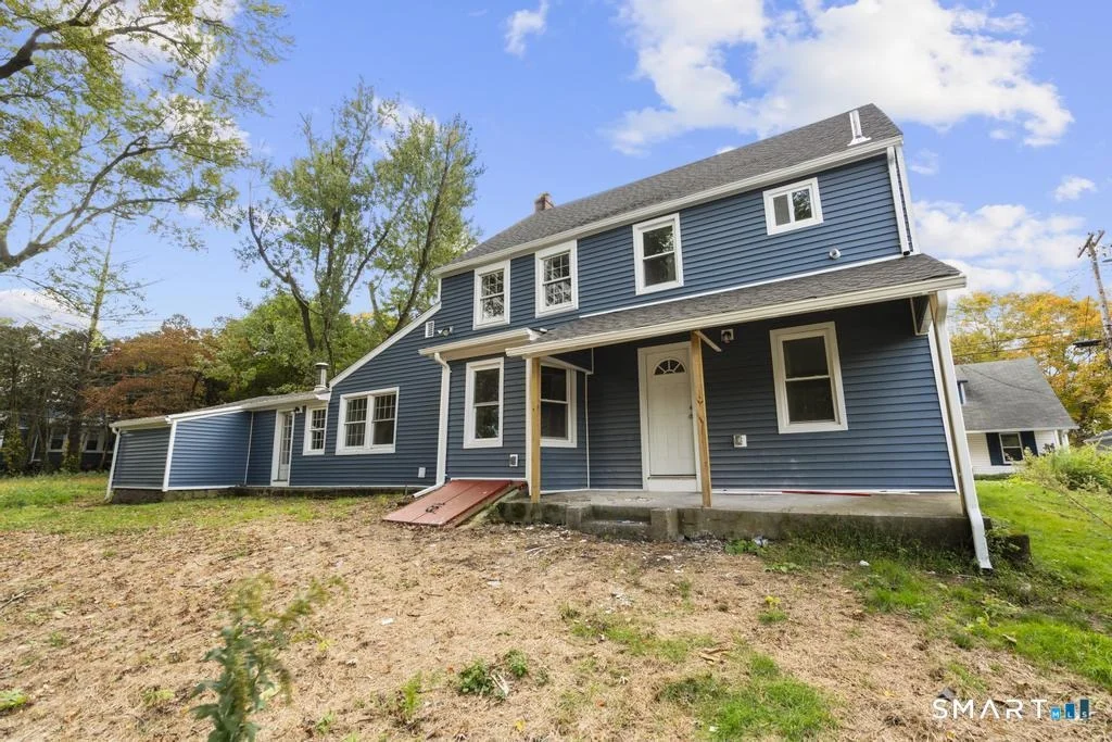 Photo of 6 Lee Avenue
