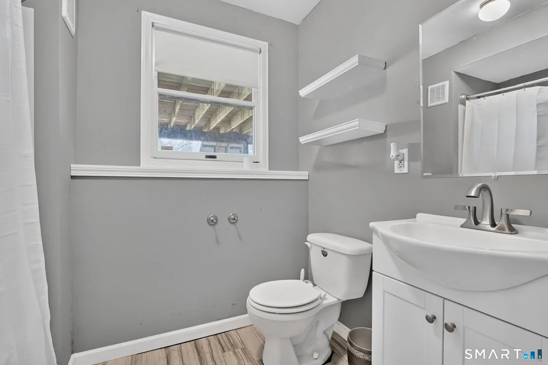 Photo of 233 Kemp Road
